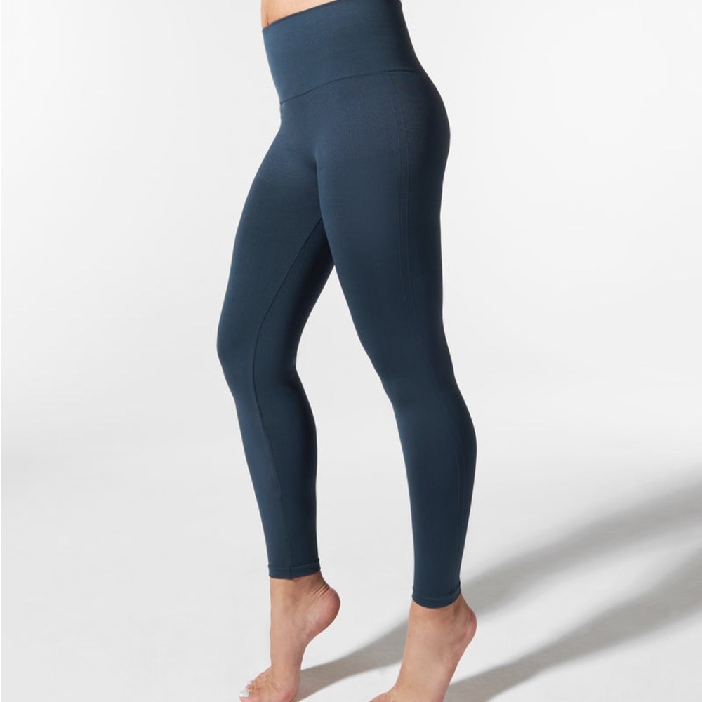 Blanqi Hipster Support Crop Legging in Storm XL